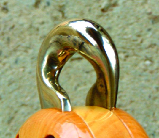 Tête anse torse